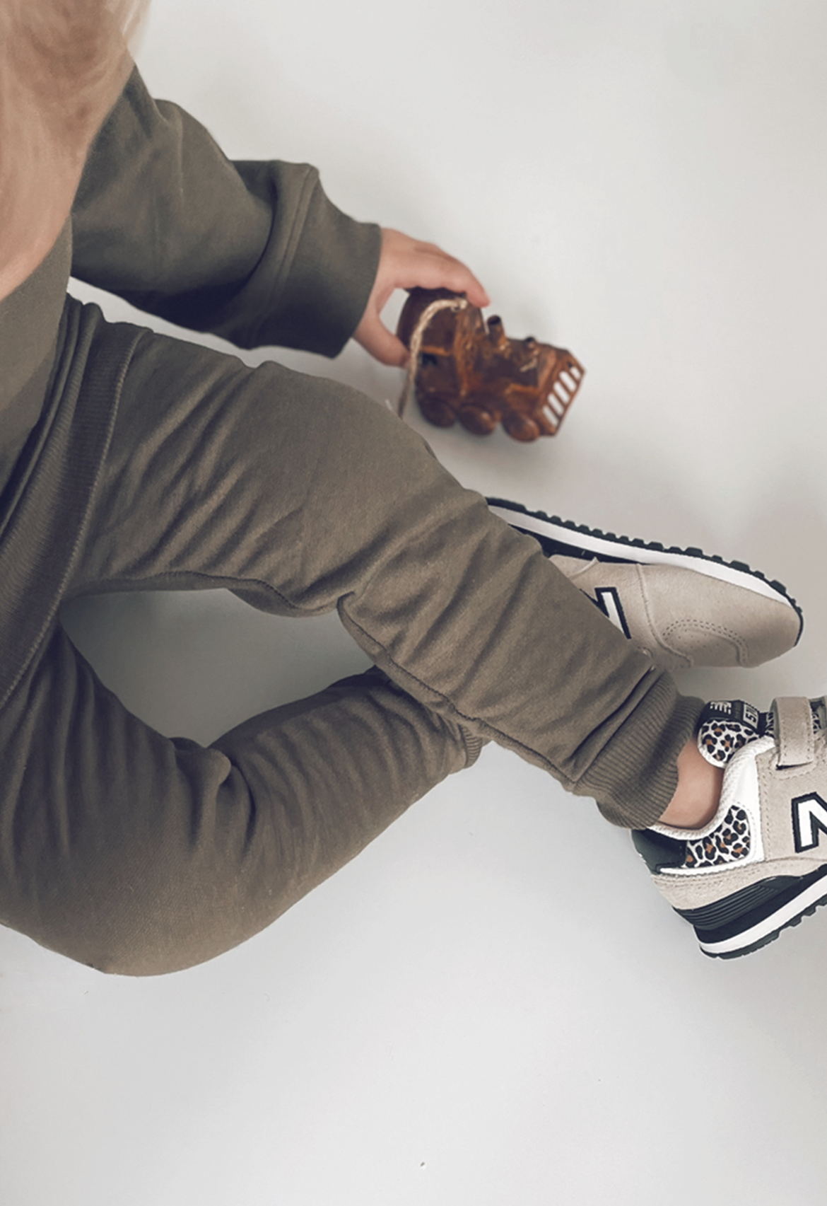 Lounge Tracksuit Pant Olive